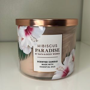 Hibiscus Paradise candle from Bath & Body Works